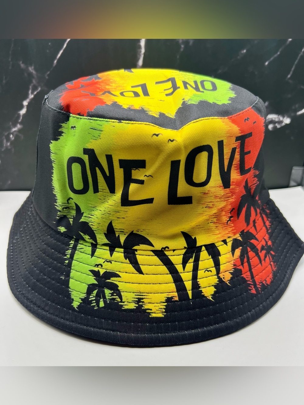 Unisex One Love Tropical Bucket Hat - Rasta Gradient. NWOT